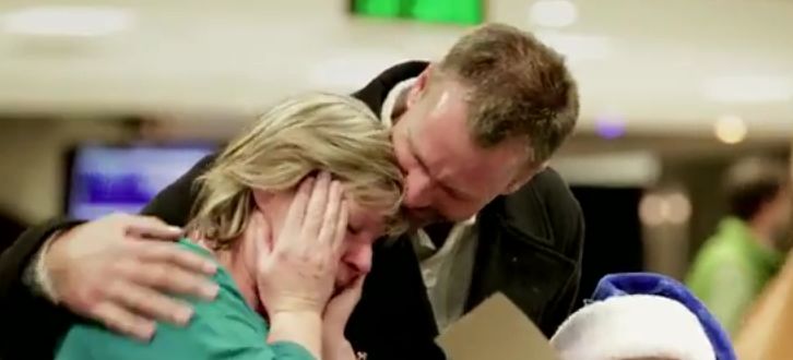 What Appears To Be A Normal Flight Turns Into A Christmas Miracle For 100 Unsuspecting Passengers – Get Your Hanky Ready